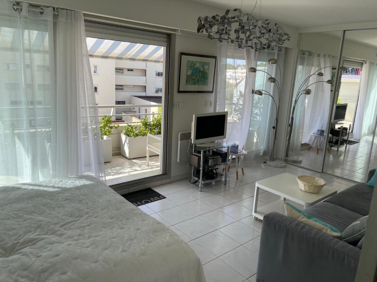 Le Ponteil Plage Антиб Екстериор снимка